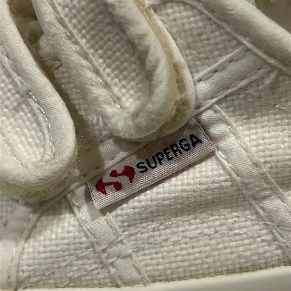 Superga kids unisex canvas hook & loop fastener Sneakers size 10.5 white